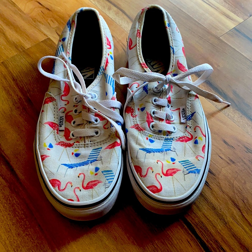 Cute Flamingo and Beach Chair Vans. Size 7.5